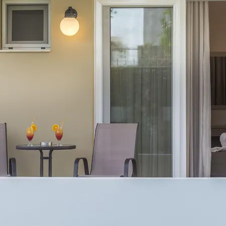 Agrellis Aparthotel